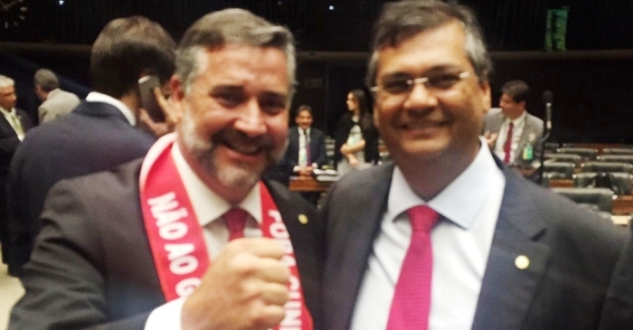 ...Com ele em Brasília, o Maranhão fica sob o comando do tucano Carlos Brandão...