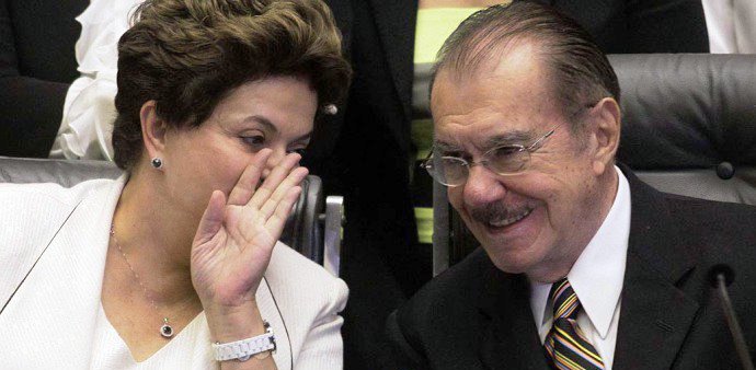Dilma com Sarney: ele não está se envovlendo