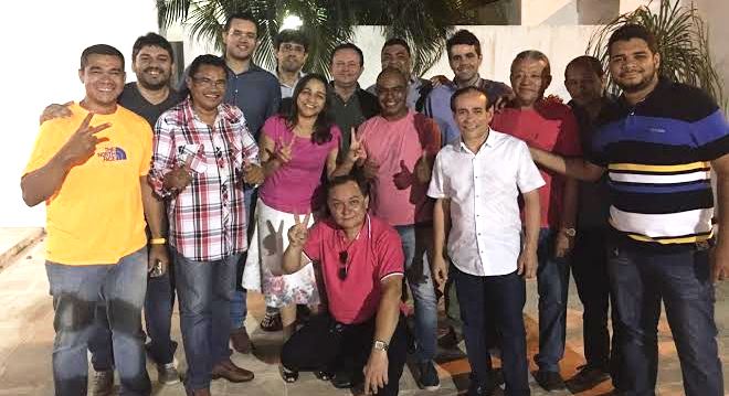 Eliziane e o vice-governador Carlos Brandão com os dirigentes dos partidos