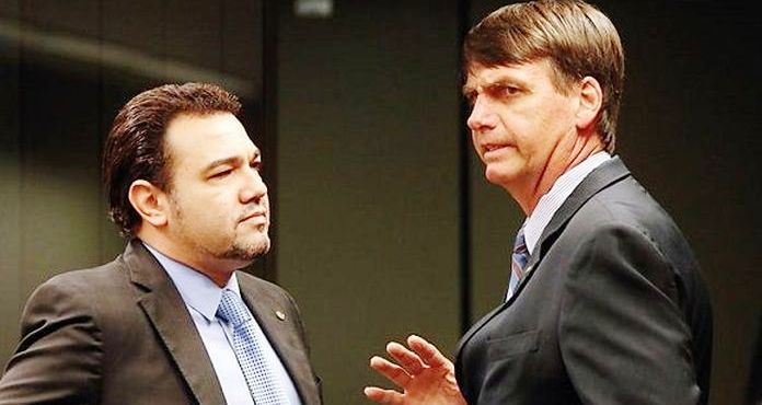 marcos Feliciano com Jair Bolsonaro: ameaças reais ao Brasil livre